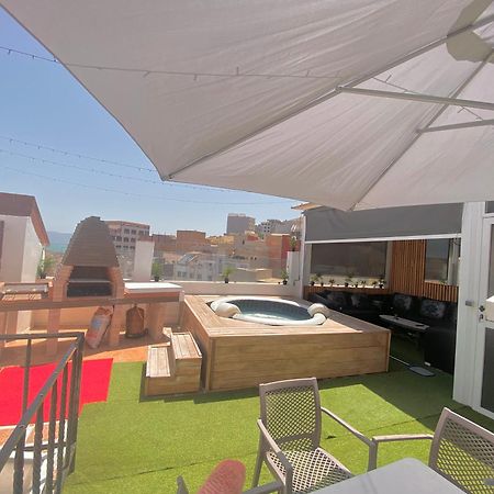 Appartement Avec Terasse Jaccuzi Barbecue Netflix Vue Sur Mer Totalement Gratuit Sans Supplement Эль-Хосейма Экстерьер фото